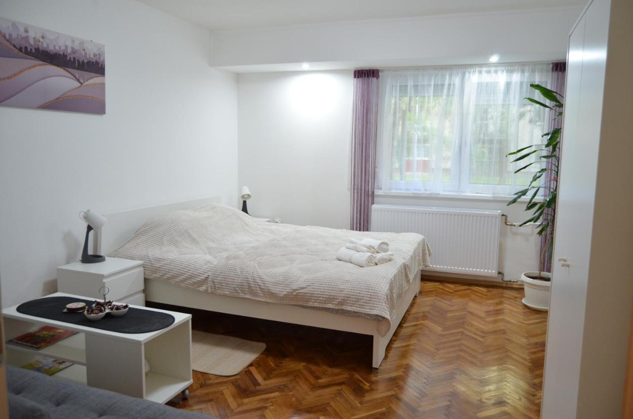 Mikmari Apartman Subotica Dış mekan fotoğraf